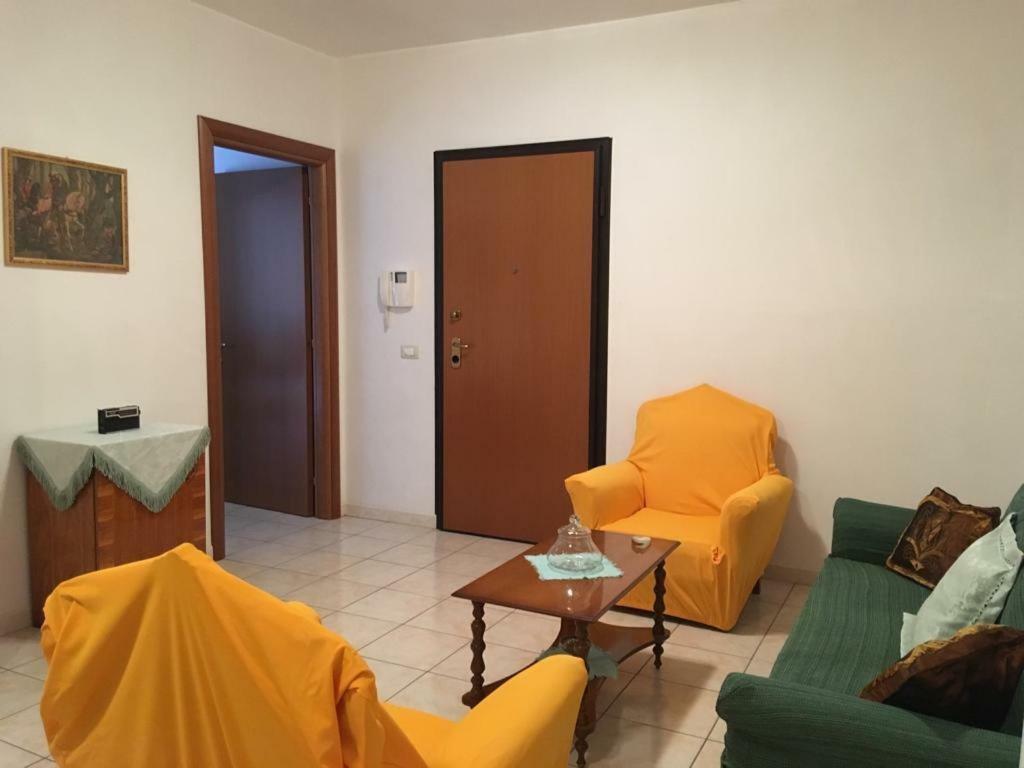 Appartamento Gurrieri โมดิกา ภายนอก รูปภาพ